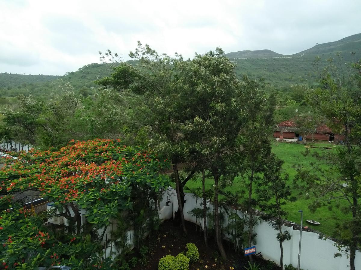 Palette - Spring Hills Resort Pirangut Exterior foto
